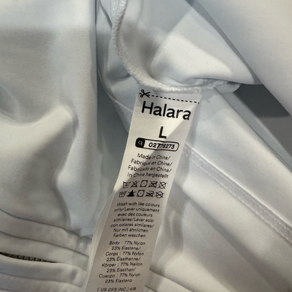 NWT Halara SoftlyZero Airy V-Neck White Blouse Size L - Picture 8 of 9